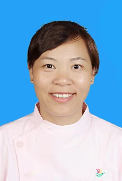 ½